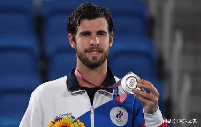 这位年轻球 这位年轻球