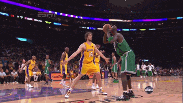 也突出了他 也突出了他