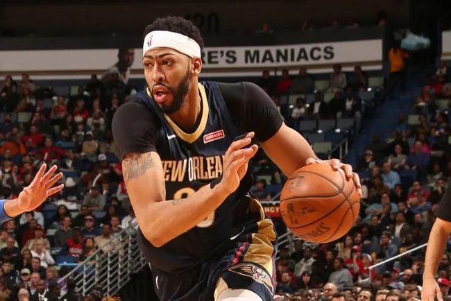 边锋通常以 边锋通常以